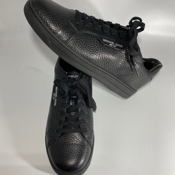 keating pebbled leather sneaker